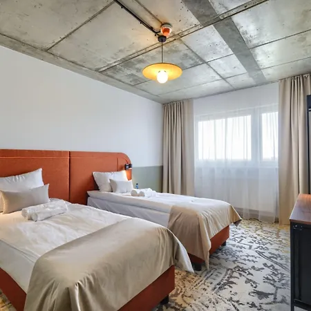 Arche Airport 酒店