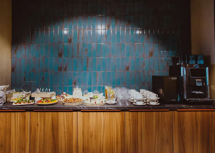 Hotel Arche Airport 3*