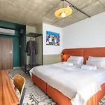Arche Airport Hotel