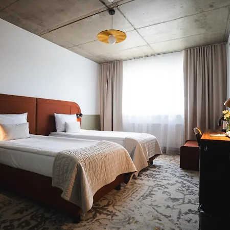 Hotel Arche Airport 3*